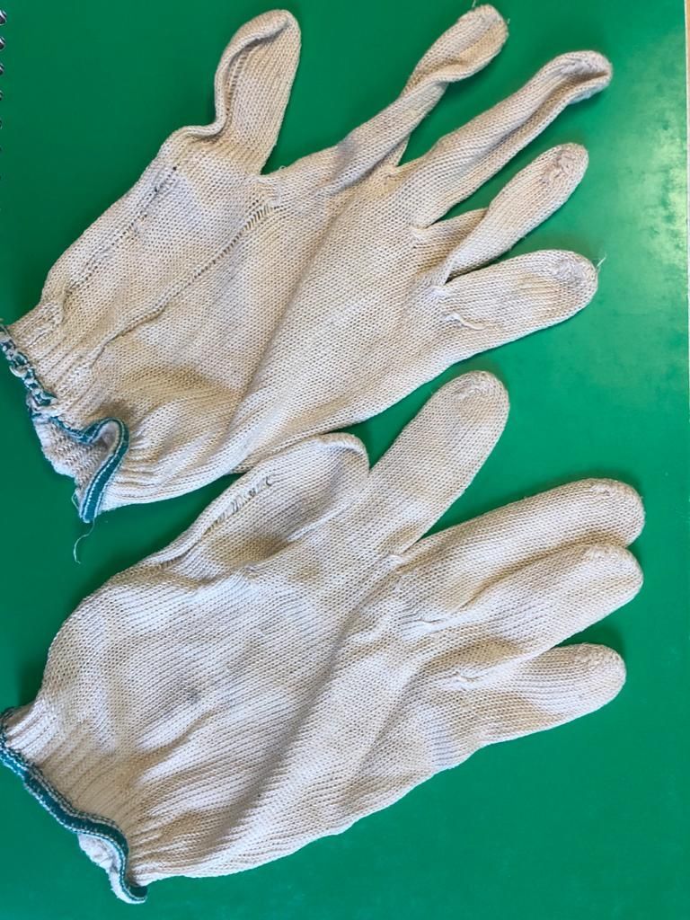 Gants DermaSilk devant